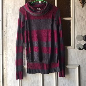 Burgundy / Grey sweater